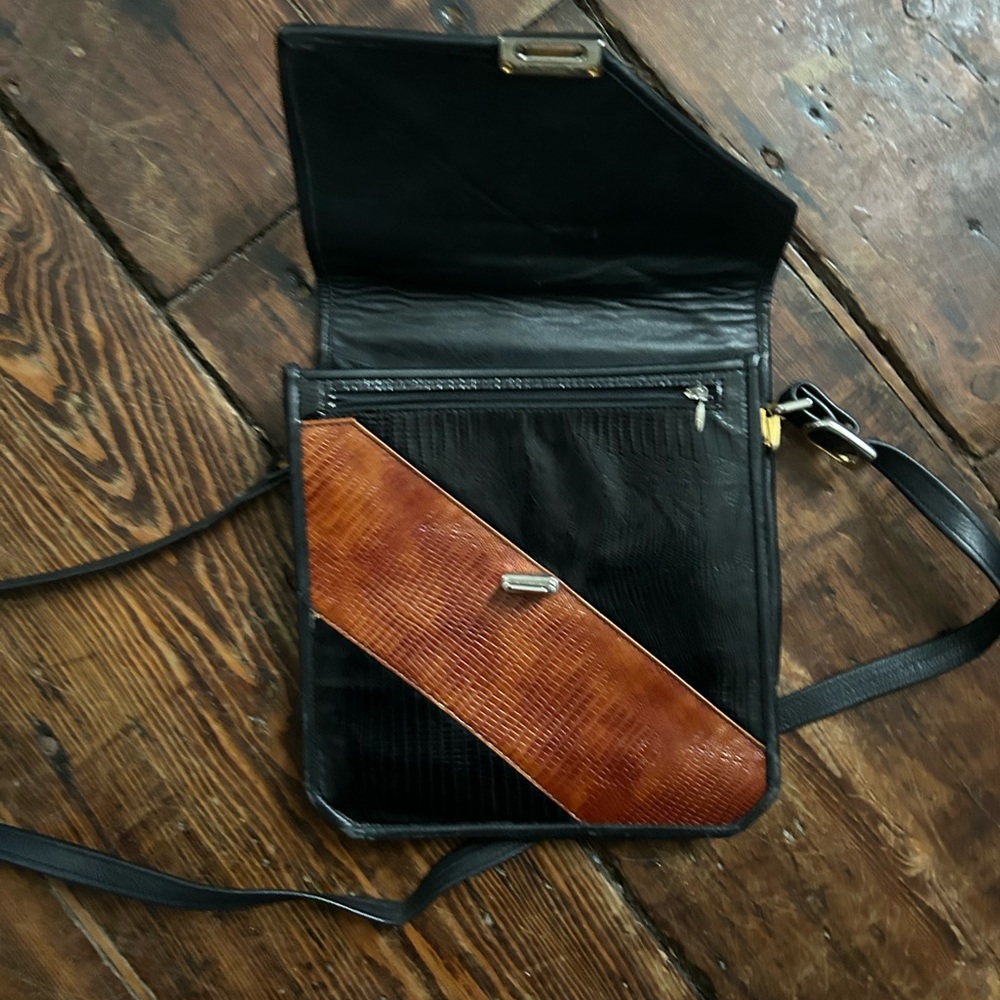 Roche Ventura Black & Brown Burma Leather Shoulder Bag - Picture 3 of 12